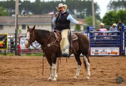 2025 Wisconsin River Pro Rodeo_1P_Annuncer_Kenny, Kelly_Evans_5985